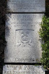 Boulogne Eastern Cemetery - Hayes, Thomas